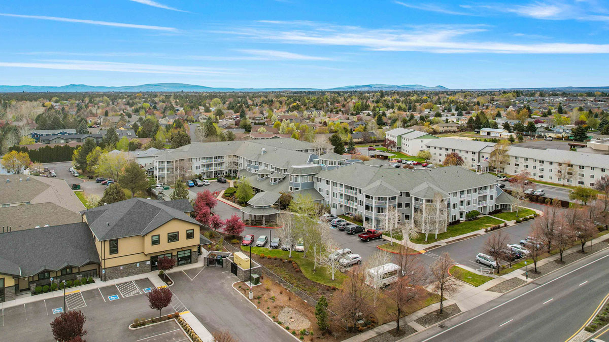 Exterior view of Stone Lodge Gracious Retirement Living
