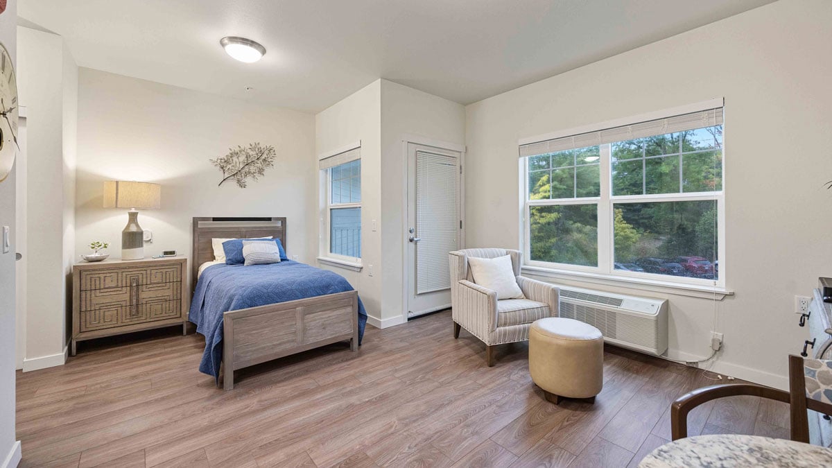 Studio Apartment